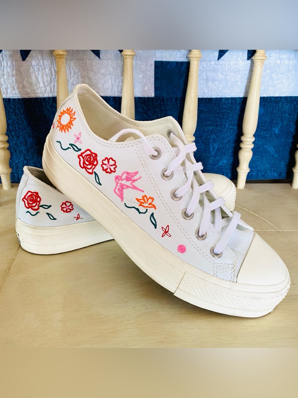 Converse White Low-Top Platform Sneakers with Floral Embroidery Women’s Size 10
